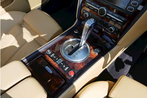 Bentley Continental GTC - Large 23