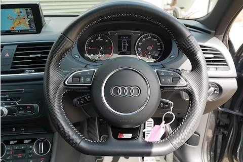 Audi Q3 TDI Black Edition - Large 14