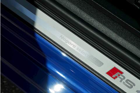 Audi RS4 Avant TFSI Nogaro - Large 31
