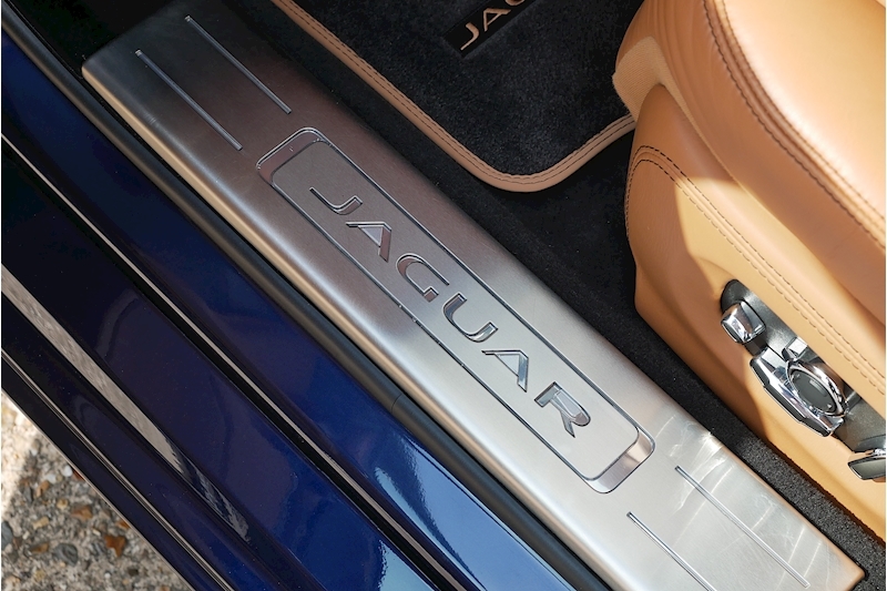 Jaguar XJ d V6 Autobiography - Large 30