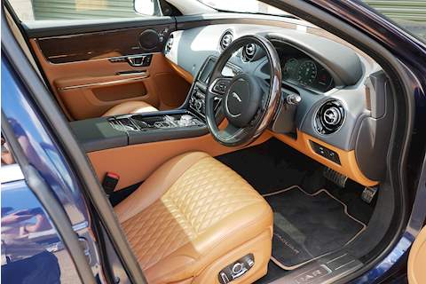 Jaguar XJ d V6 Autobiography - Large 11