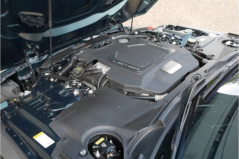 Jaguar F-Type V8 R AWD - Large 50