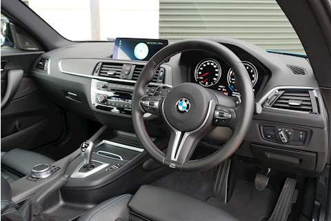 BMW M2 i - Large 14