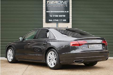 Audi A8 TDI V6 Sport - Large 9