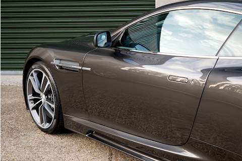 Aston Martin DBS V12 - Large 5