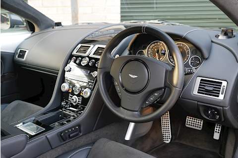 Aston Martin DBS V12 - Large 20