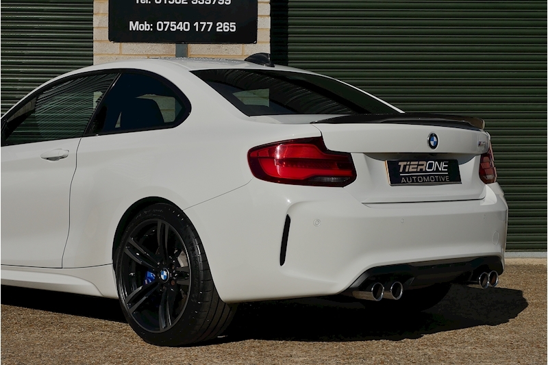 BMW M2 i - Large 37