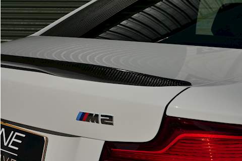 BMW M2 i - Large 28