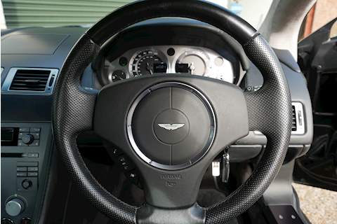 Aston Martin Vantage V8 - Large 12