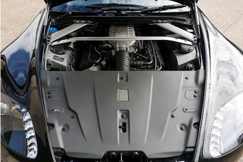 Aston Martin Vantage V8 - Large 22