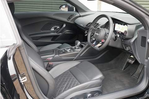Audi R8 FSI V10 Plus - Large 10