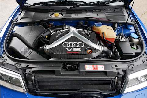 Audi RS4 Avant - Large 39