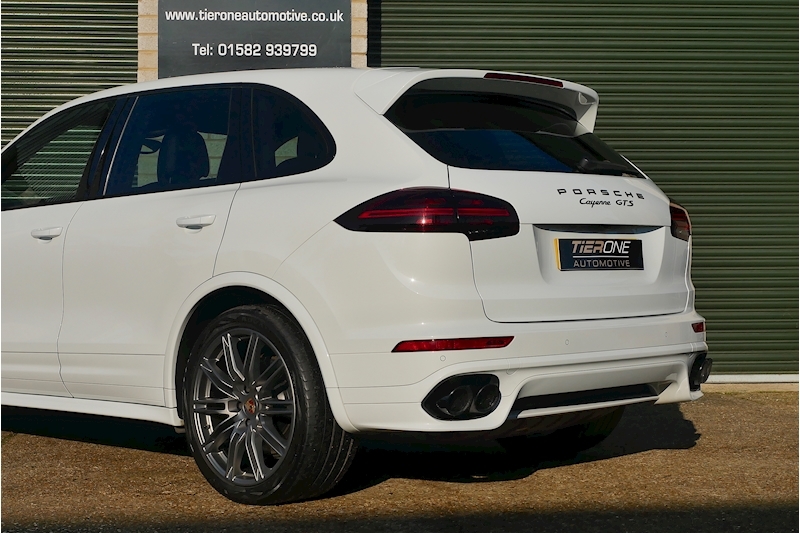 Porsche Cayenne 3.6T GTS SUV 5dr Petrol Tiptronic S 4WD (s/s) (440 ps) - Large 35