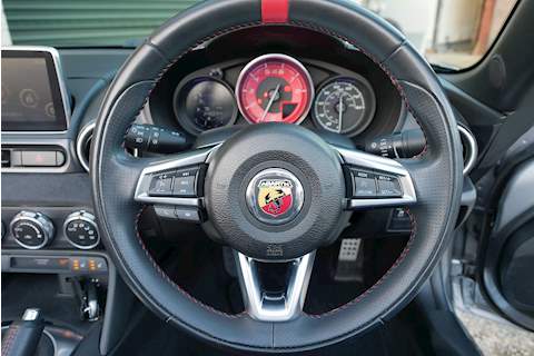 Abarth 124 Spider MultiAir - Large 12