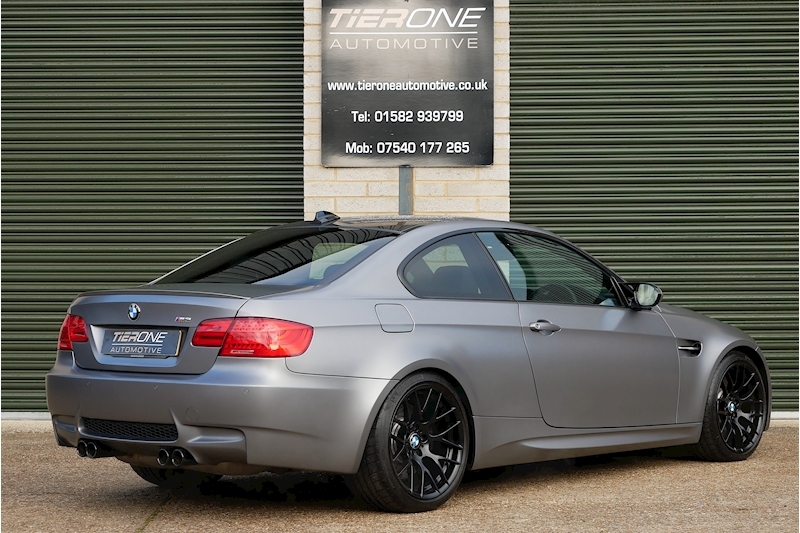 BMW M3 Competition iV8 - Large 1