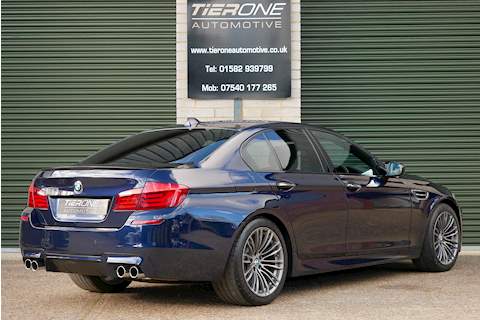 BMW M5 V8 - Large 1