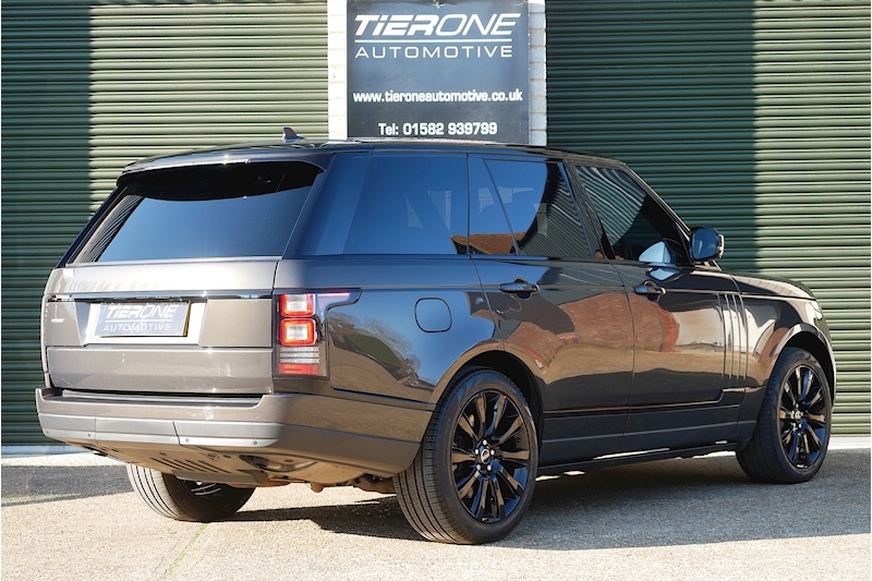 Land Rover Range Rover SD V8 Autobiography - Large 1