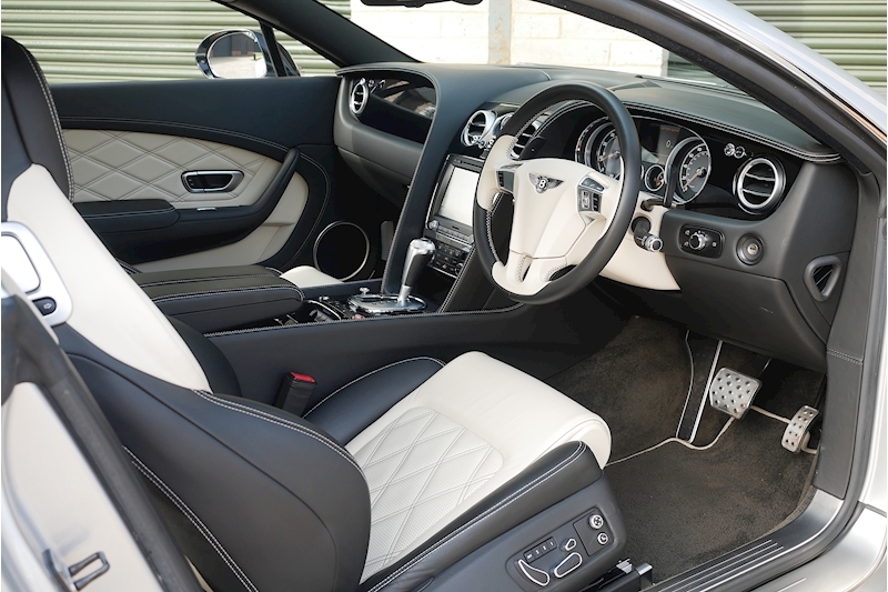 Bentley Continental GT V8 S - Large 10