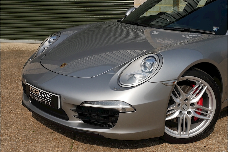 Porsche 911 991 Carrera 4S - Large 33