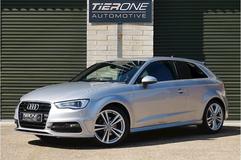 Audi A3 TFSI CoD S line - Large 0