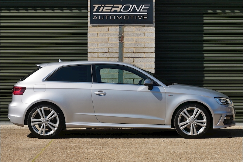 Audi A3 TFSI CoD S line - Large 2