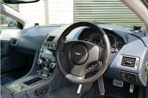 Aston Martin DBS V12 - Large 15