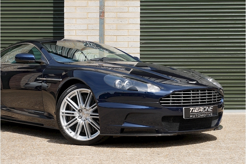 Aston Martin DBS V12 - Large 33