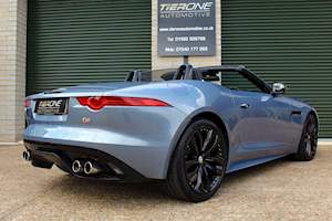 Jaguar F-Type V8 S - Large 41