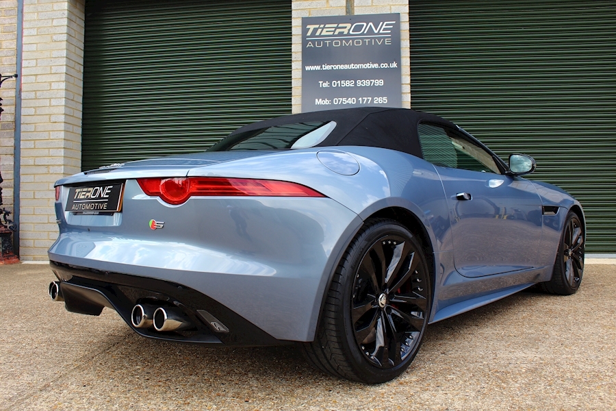 Jaguar F-Type V8 S - Large 34