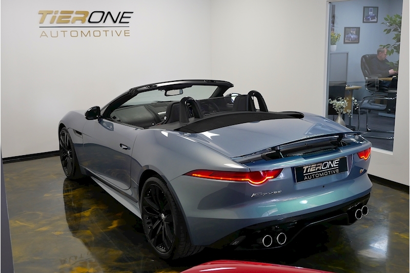 Jaguar F-Type V8 S - Large 46