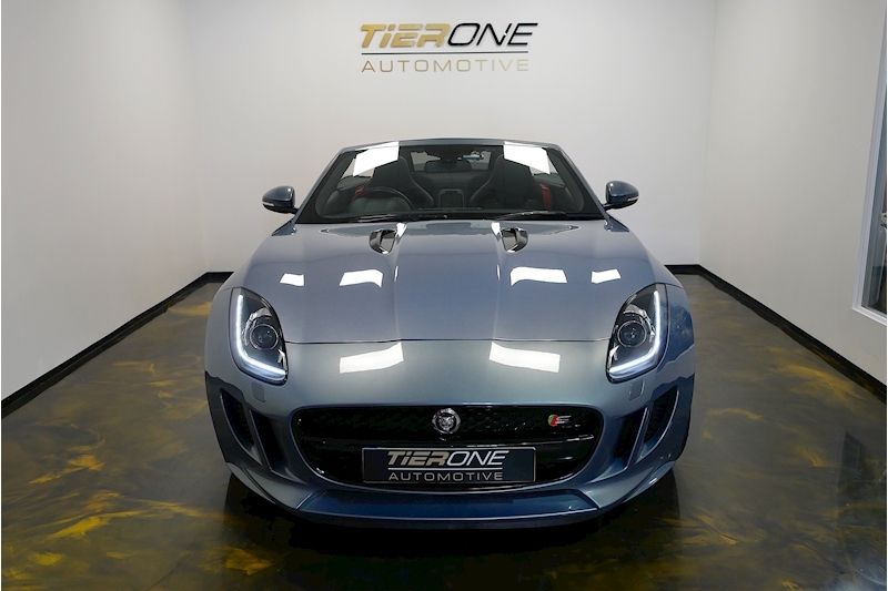 Jaguar F-Type V8 S - Large 18