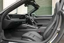 Porsche 911 Targa 4S - U492