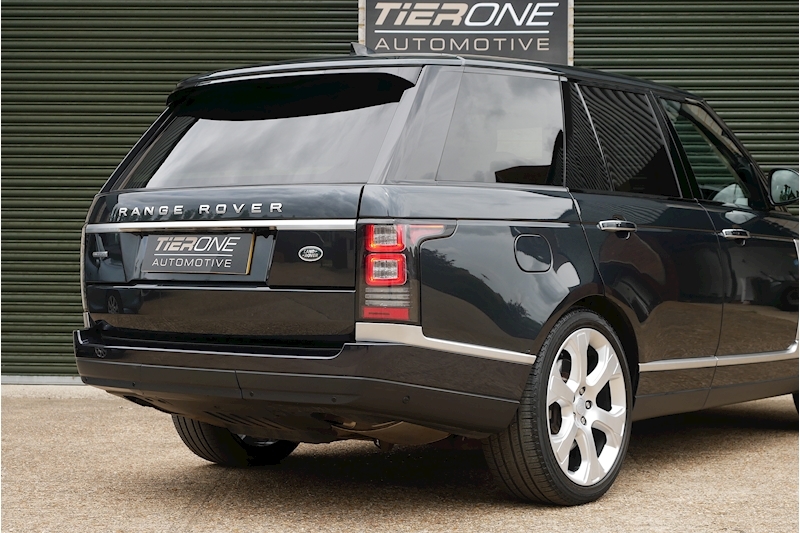 Land Rover Range Rover SD V8 Autobiography - Large 34