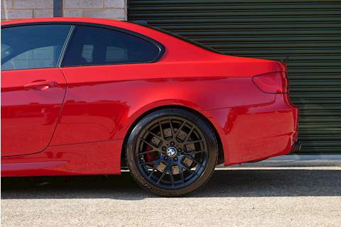 BMW M3 iV8 Competition - Large 33