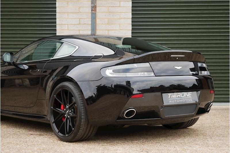 Aston Martin Vantage V8 S - Large 32