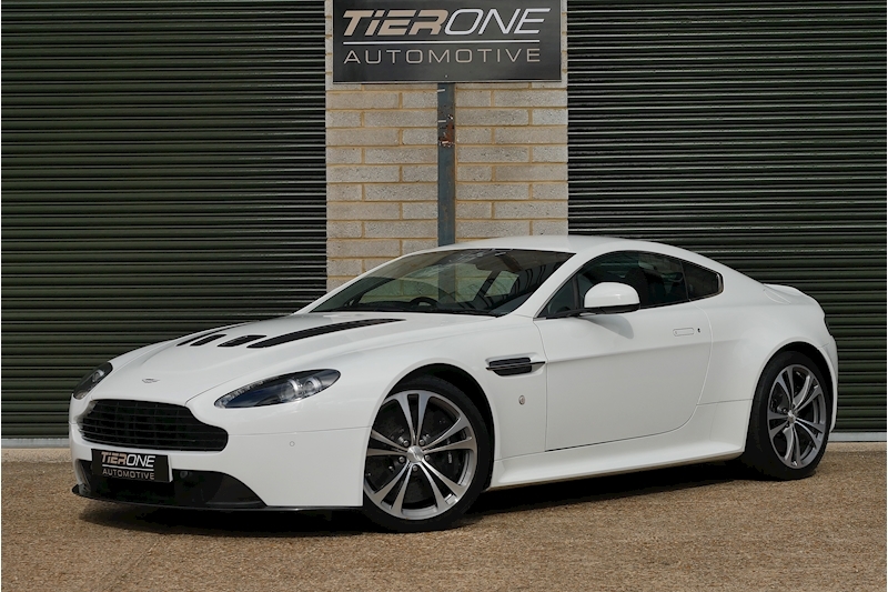 Aston Martin Vantage V12