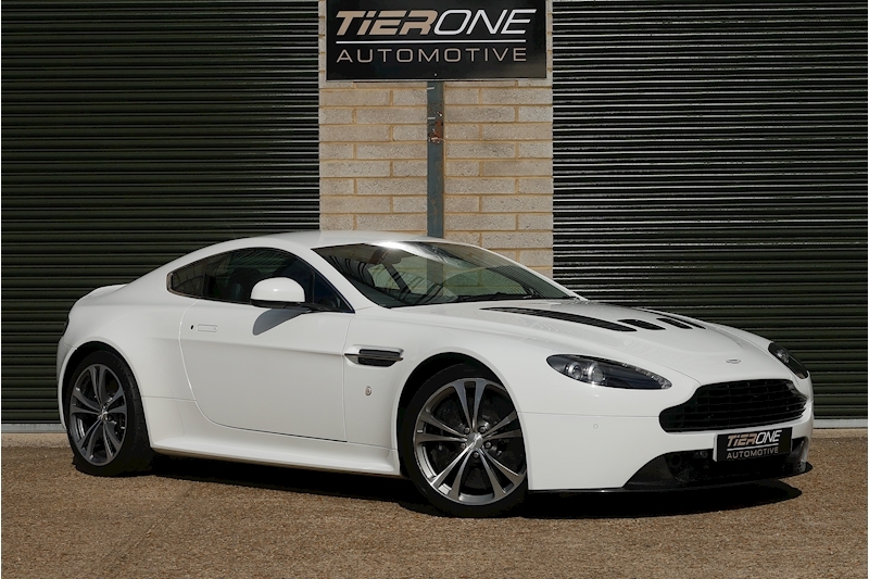 Aston Martin Vantage V12 - Large 30