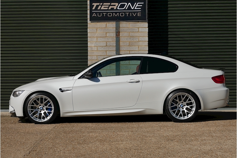 BMW M3 iV8 Competition - Large 9