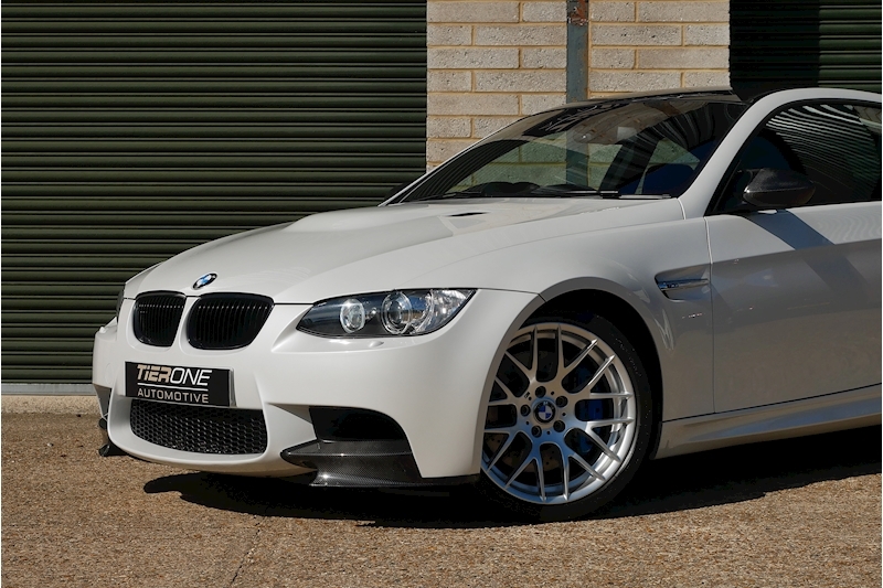 BMW M3 iV8 Competition - Large 38