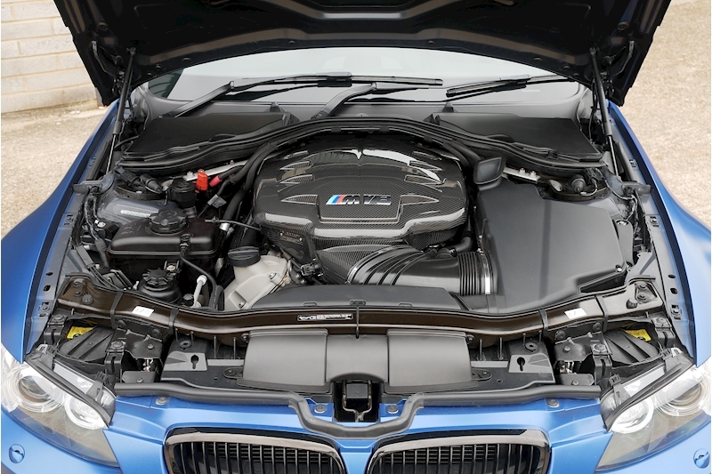 BMW M3 iV8 M Performance Edition - Large 46