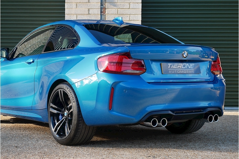 BMW M2 i - Large 8