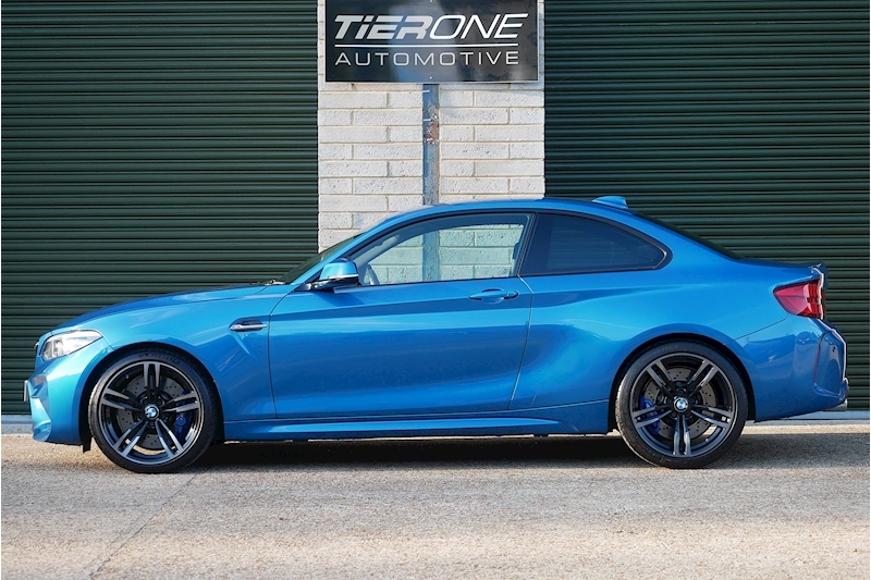 BMW M2 i - Large 9