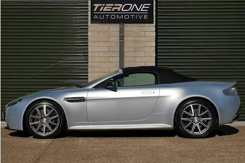 Aston Martin Vantage V8 S - Large 9