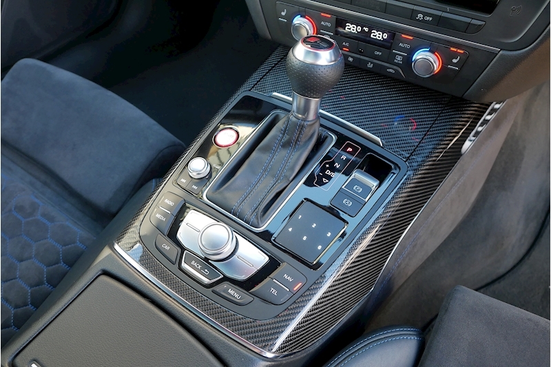 Audi RS6 Avant TFSI V8 Performance - Large 17