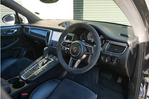 Porsche Macan T V6 GTS - Large 12