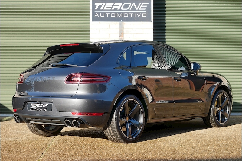 Porsche Macan T V6 GTS - Large 1