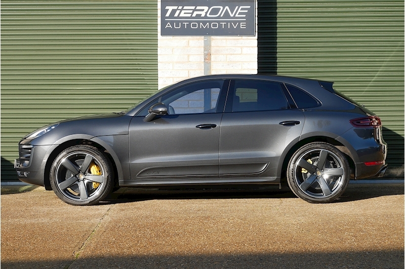 Porsche Macan T V6 GTS - Large 9