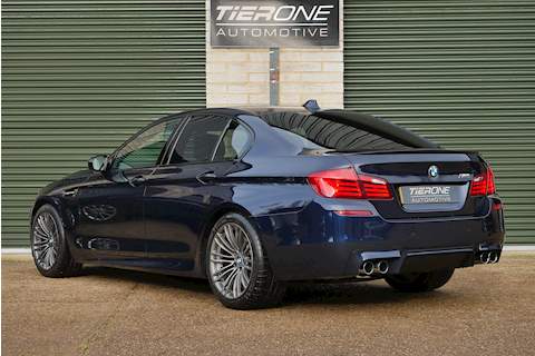 BMW M5 V8 - Large 8