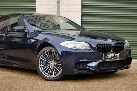 BMW M5 V8 - Large 27