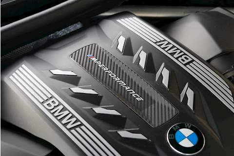 BMW X5 M50i V8 - Large 25